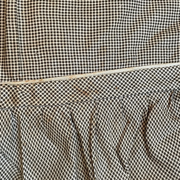 Antique Little Girl’s Apron With Photo of Original Owner Wearing It - Picture 9 of 16